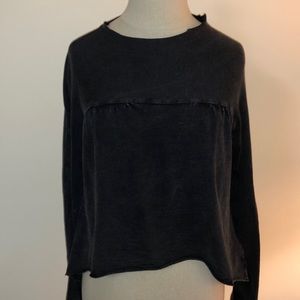 Dark Gray Long Sleeve Crop Top. Ecoté. XS.